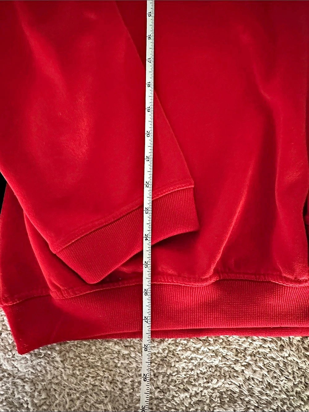 Starter Wisconsin Badgers Red & Black Sweatshirt Size Medium Like New - Picture 5 of 7